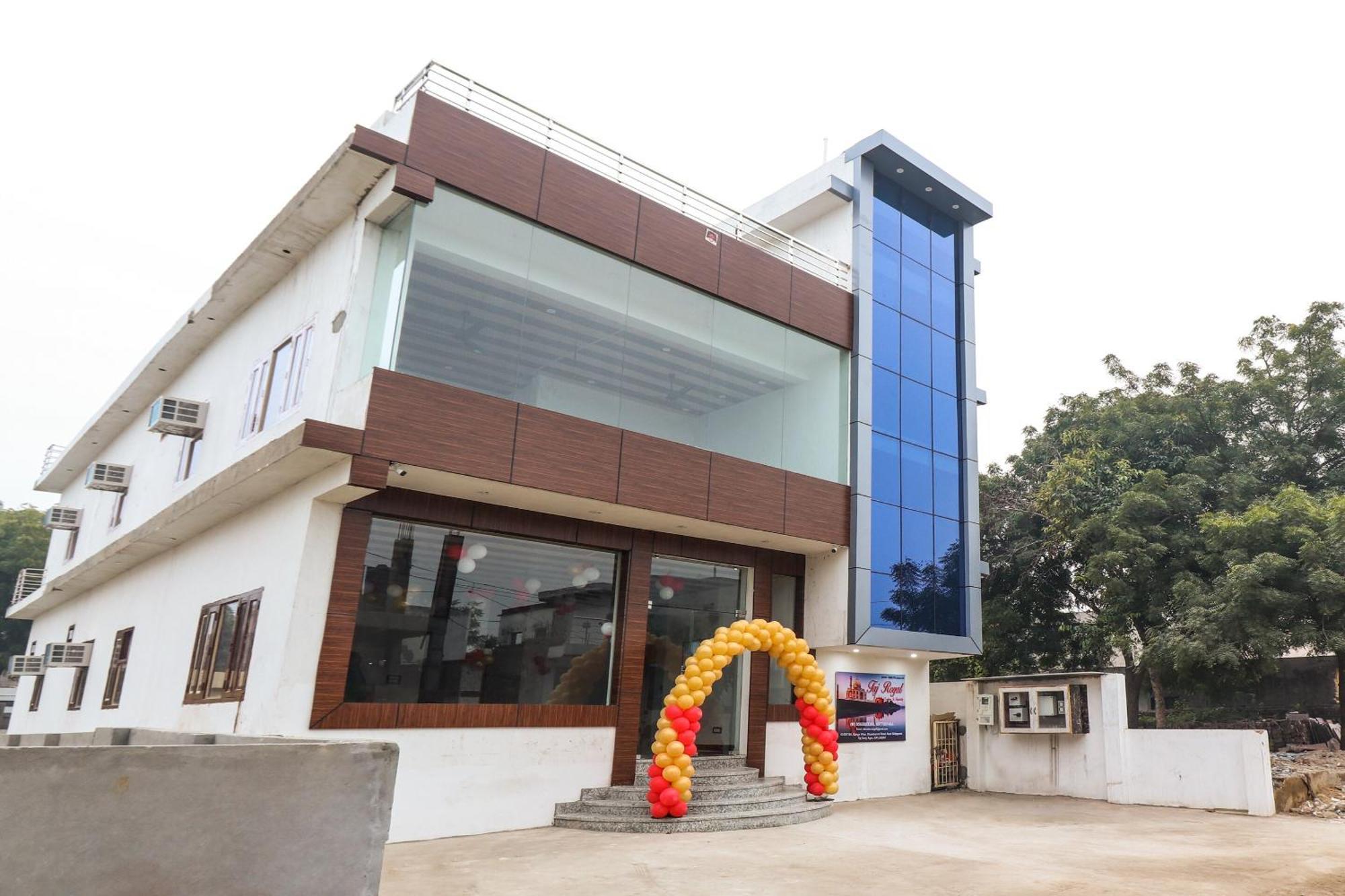 Hotel O Taj Royal Tajganj Luaran gambar